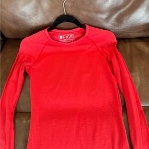 Figs Women's Red salta Long Sleeve Top.